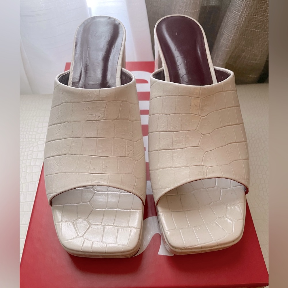 Staud Leather Lisette Platform Sandal Cream Faux Croc 40 US 10